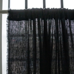 Vorhänge und Gardinen von LineMe in Charcoal Terra Fringe, Fransenkante